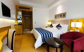 Golden Tulip Vasundhara